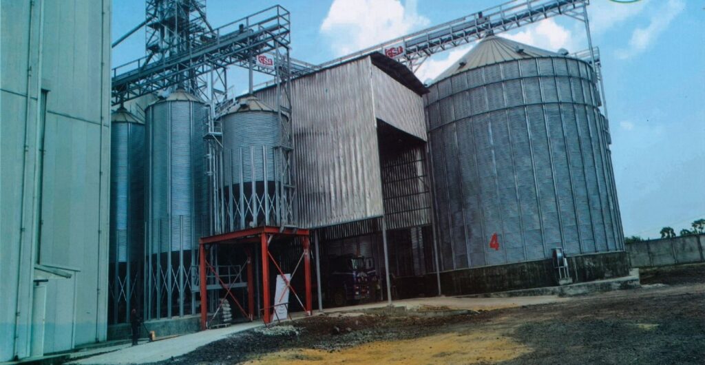 Silos de stockage du blé à la réception
